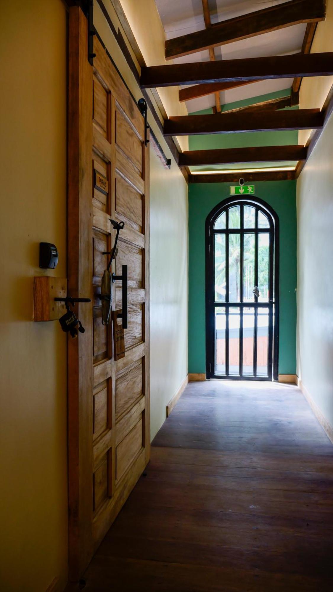 Rockinnest Hotel El Nido Bagian luar foto